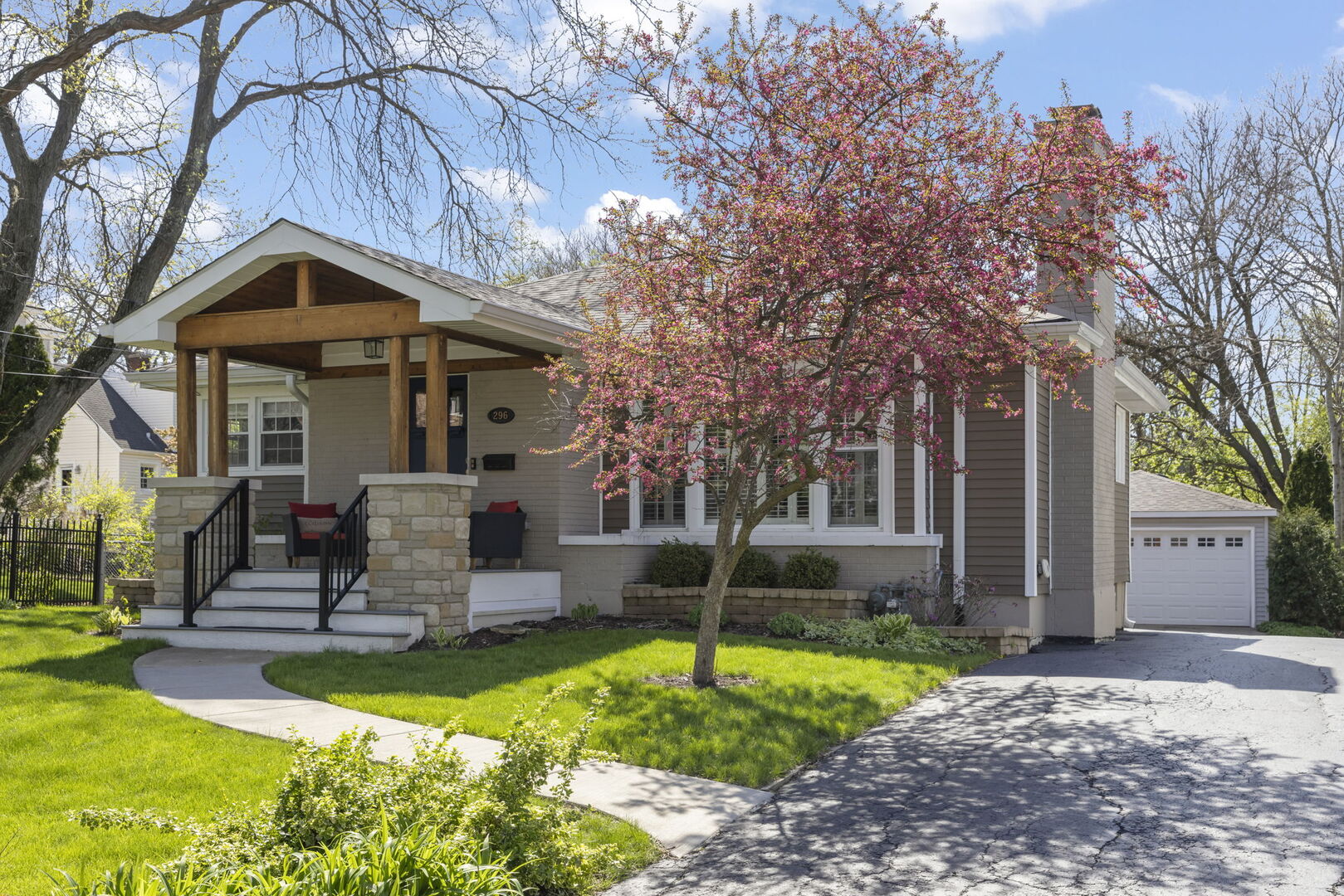 Glen Ellyn, IL 60137