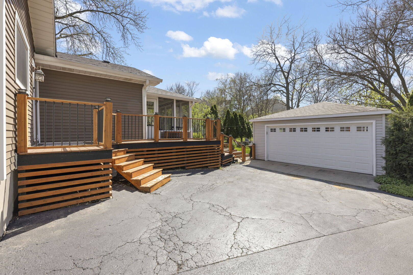 Glen Ellyn, IL 60137