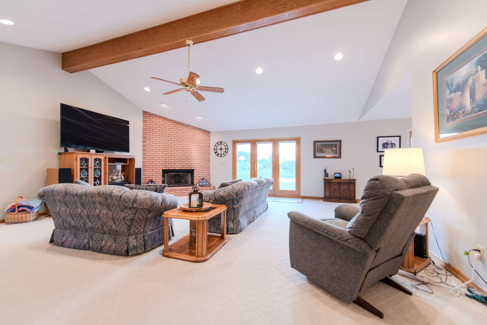 18816 S Chestnut Drive, Shorewood, IL 60404