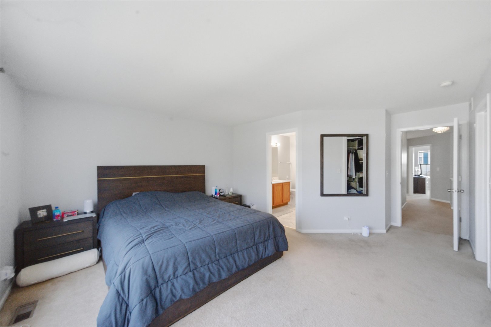 573 N Fox Trail, Round Lake, IL 60073