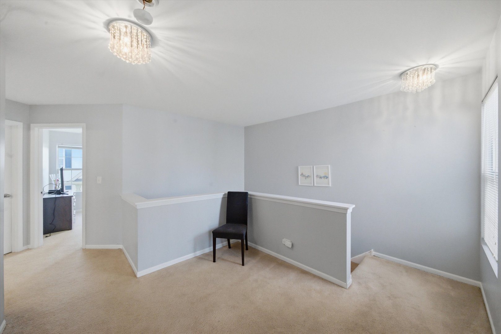 573 N Fox Trail, Round Lake, IL 60073