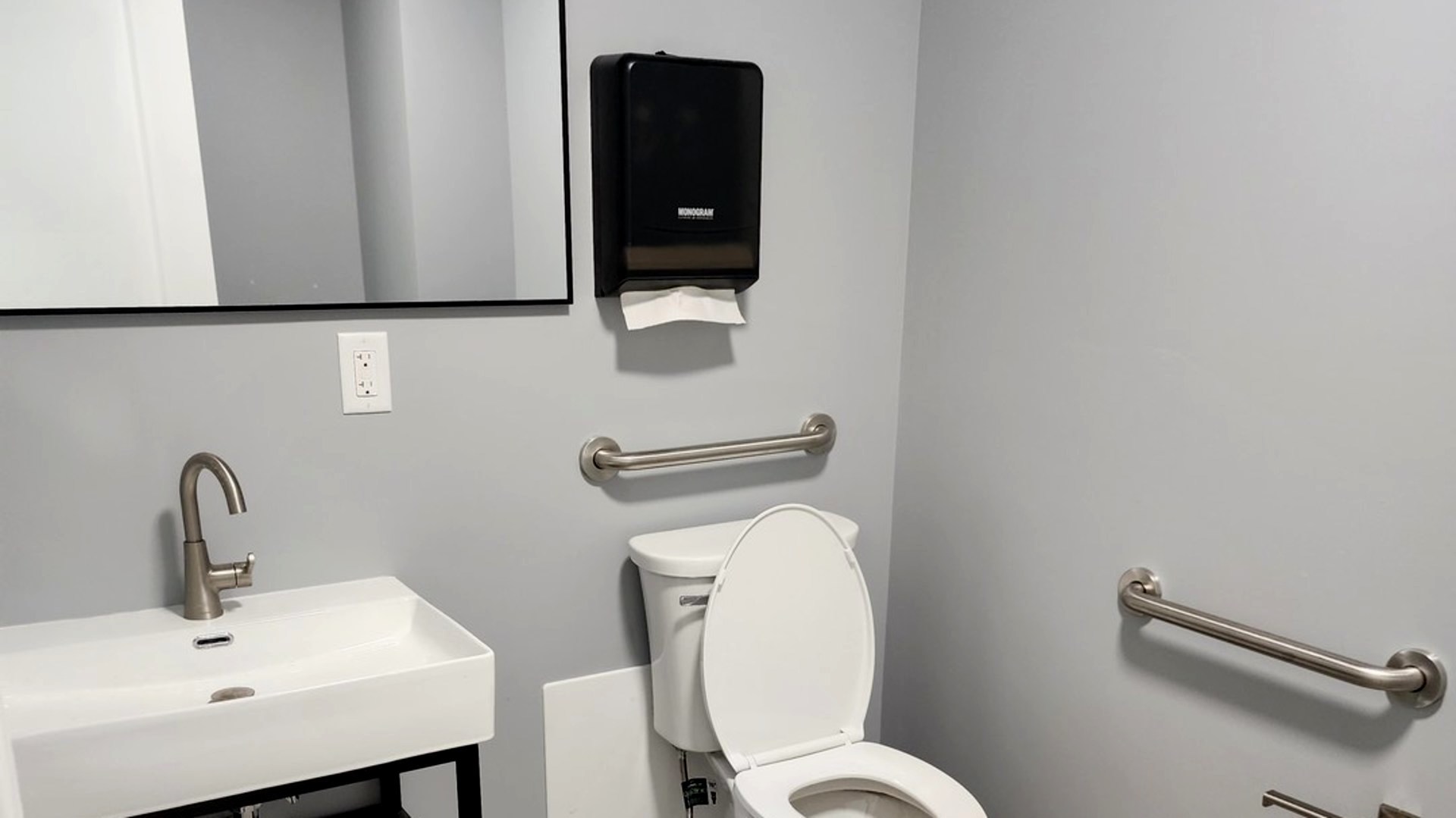 18215 Dixie Highway #B, Homewood, IL 60430