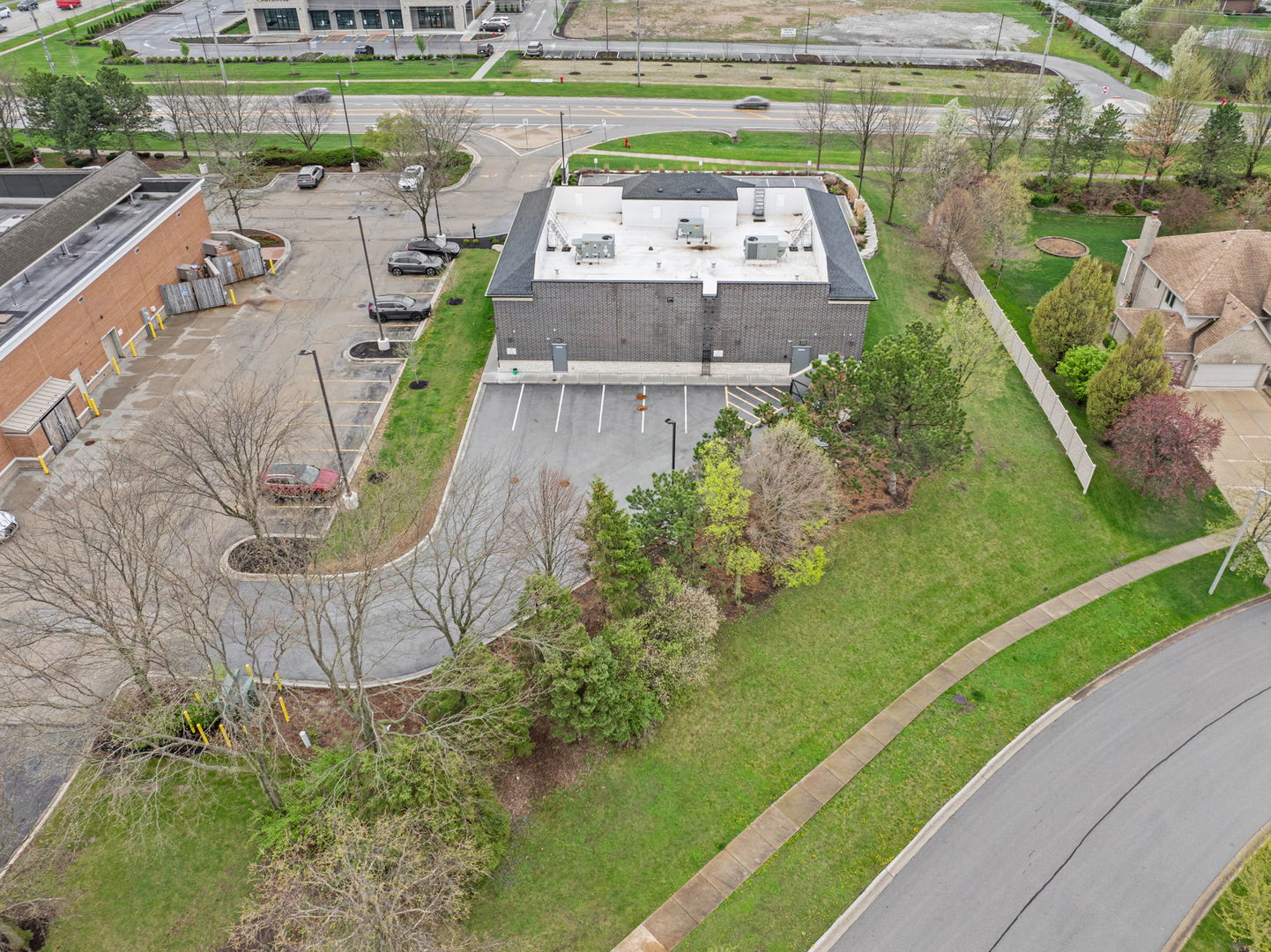 11240 W Laraway Road, Frankfort, IL 60423