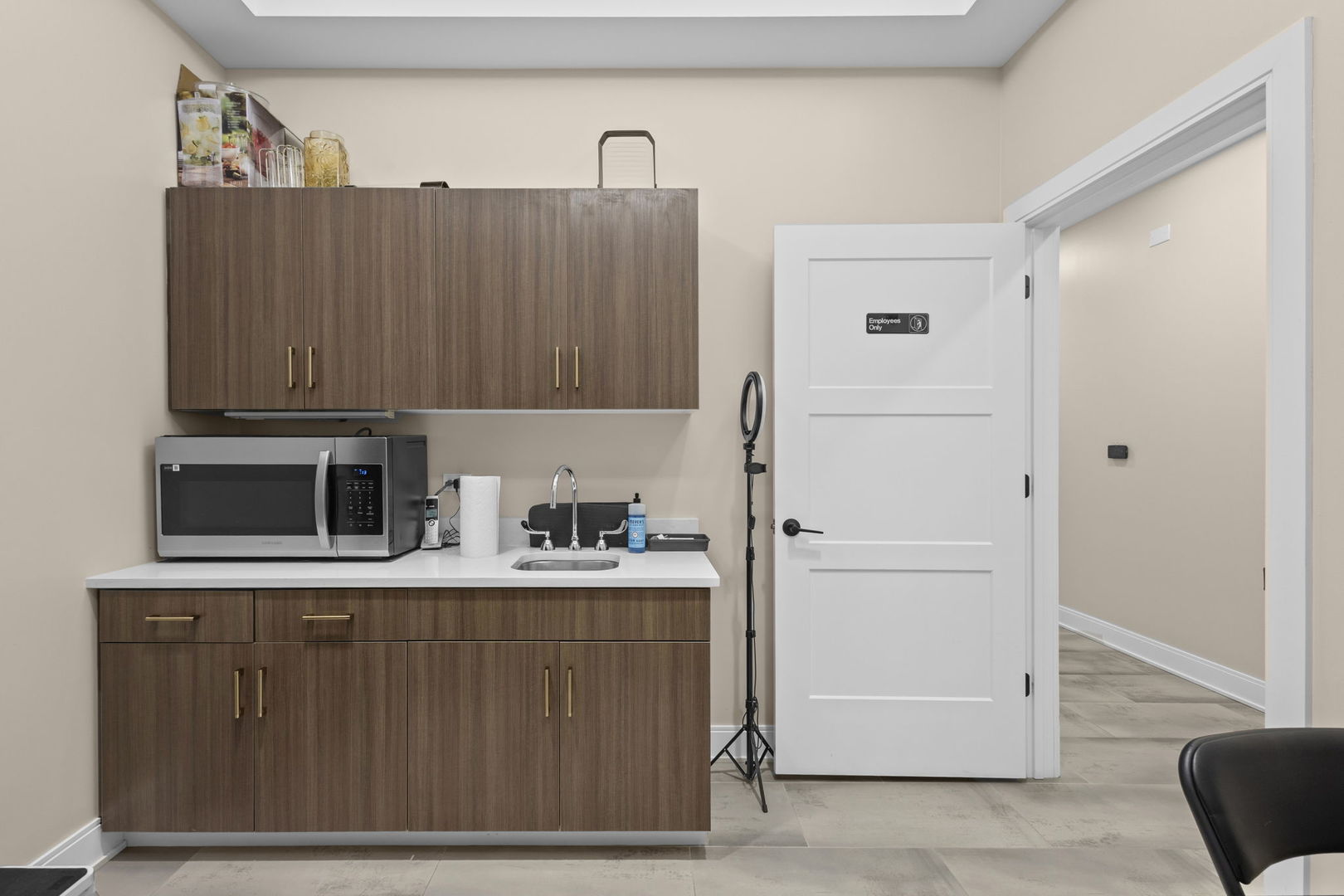 11240 W Laraway Road, Frankfort, IL 60423