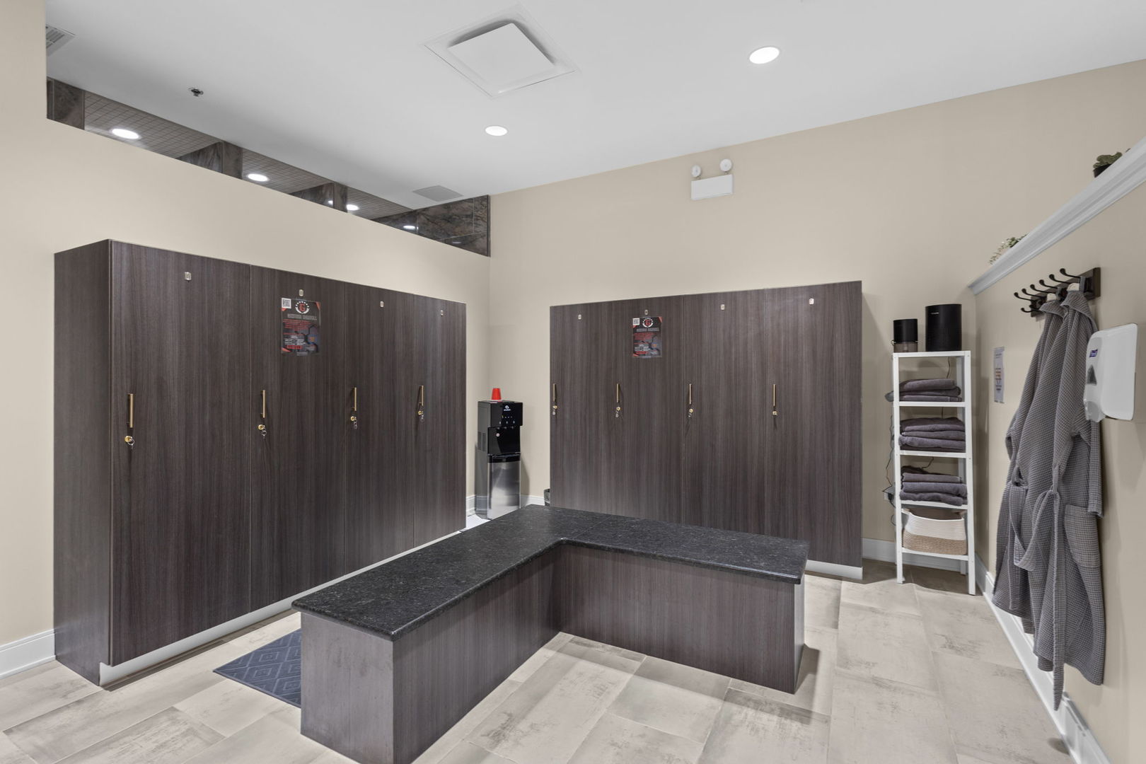 11240 W Laraway Road, Frankfort, IL 60423