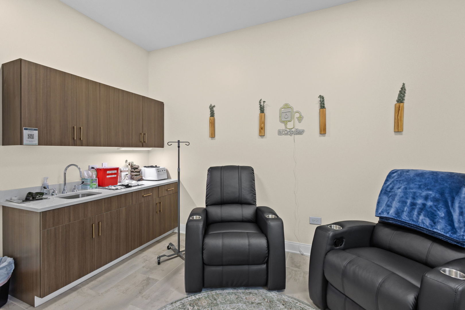 11240 W Laraway Road, Frankfort, IL 60423