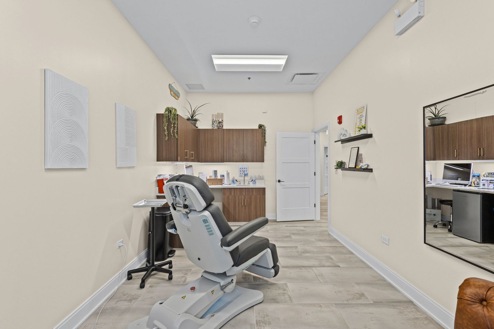 11240 W Laraway Road, Frankfort, IL 60423