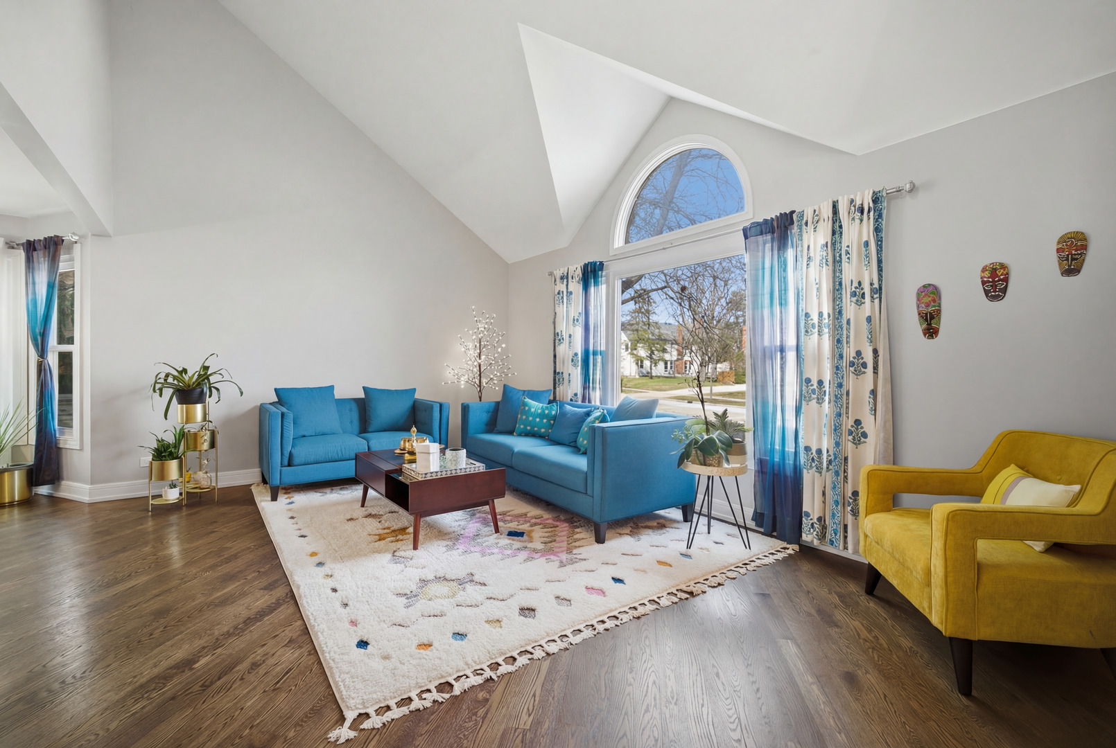 2936 Sandalwood Road, Buffalo Grove, IL 60089