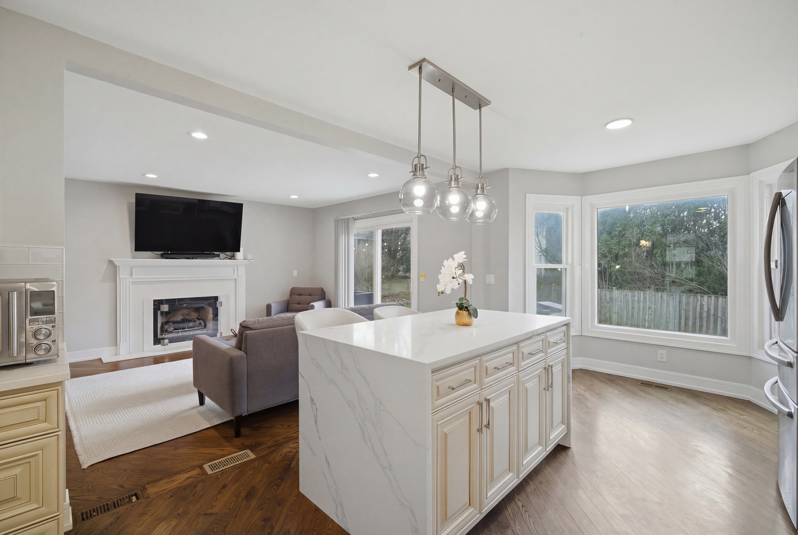 2936 Sandalwood Road, Buffalo Grove, IL 60089