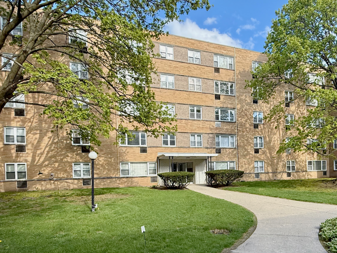 2025 W Granville Avenue #110, Chicago, IL 60659