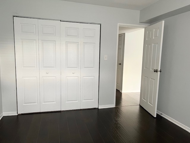 9430 Bay Colony Drive #2N, Des Plaines, IL 60016