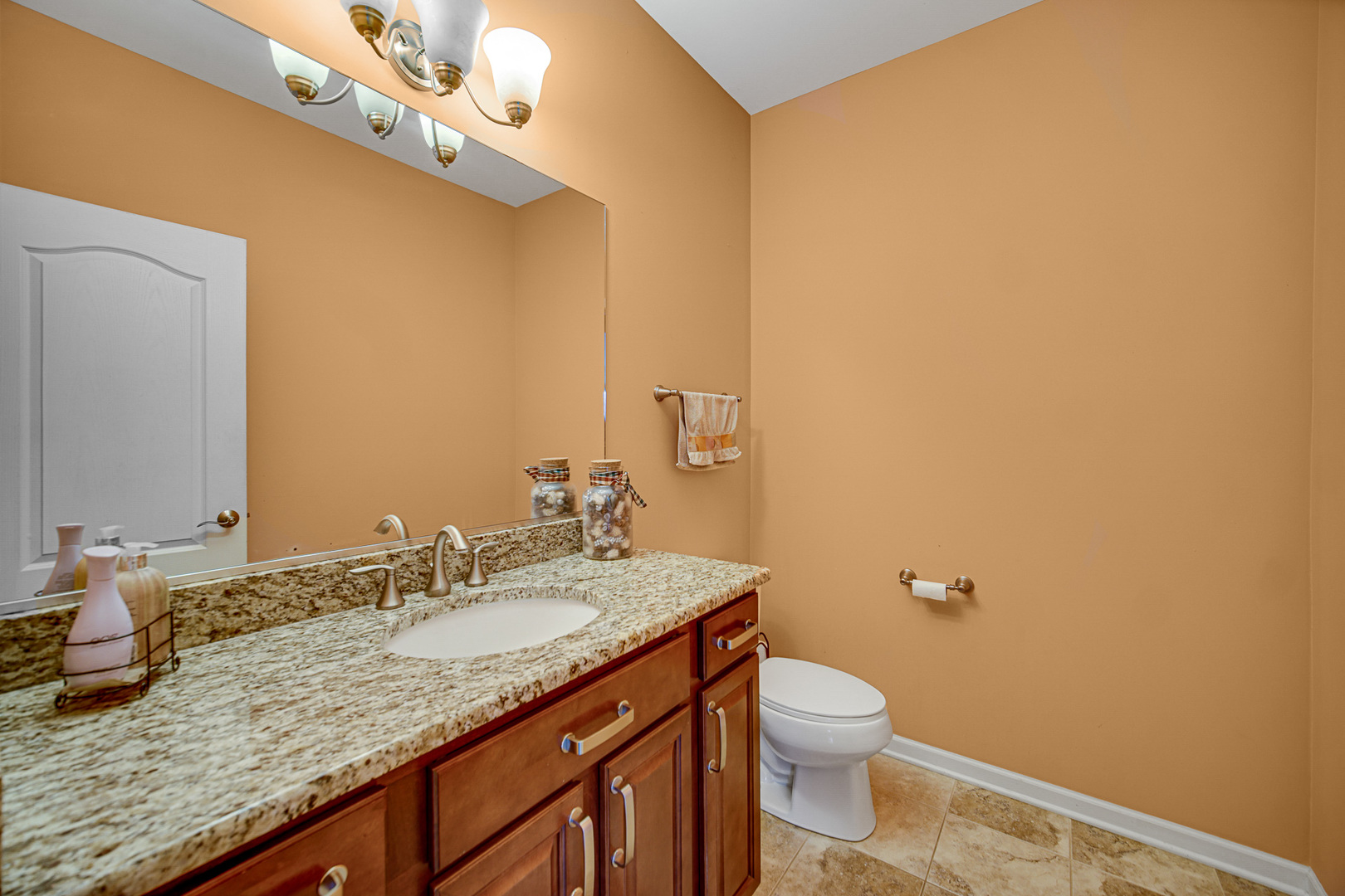 15 N Empress Drive, Hawthorn Woods, IL 60047