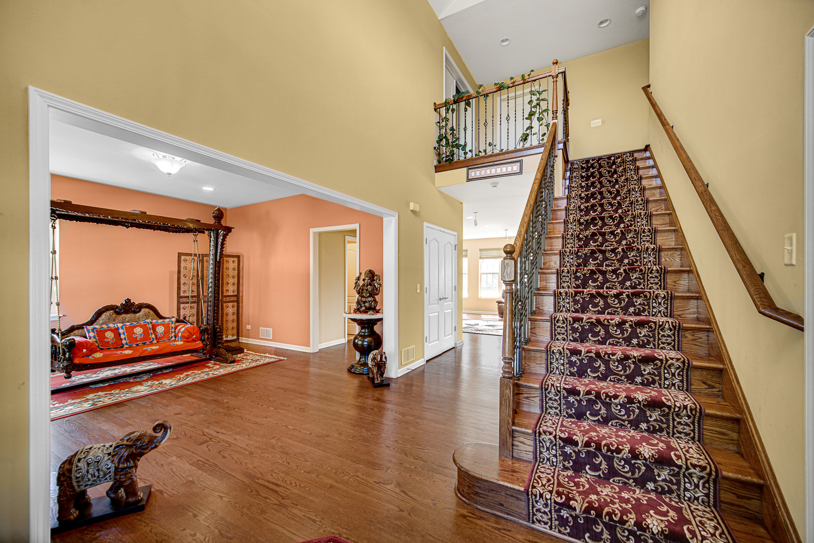 15 N Empress Drive, Hawthorn Woods, IL 60047