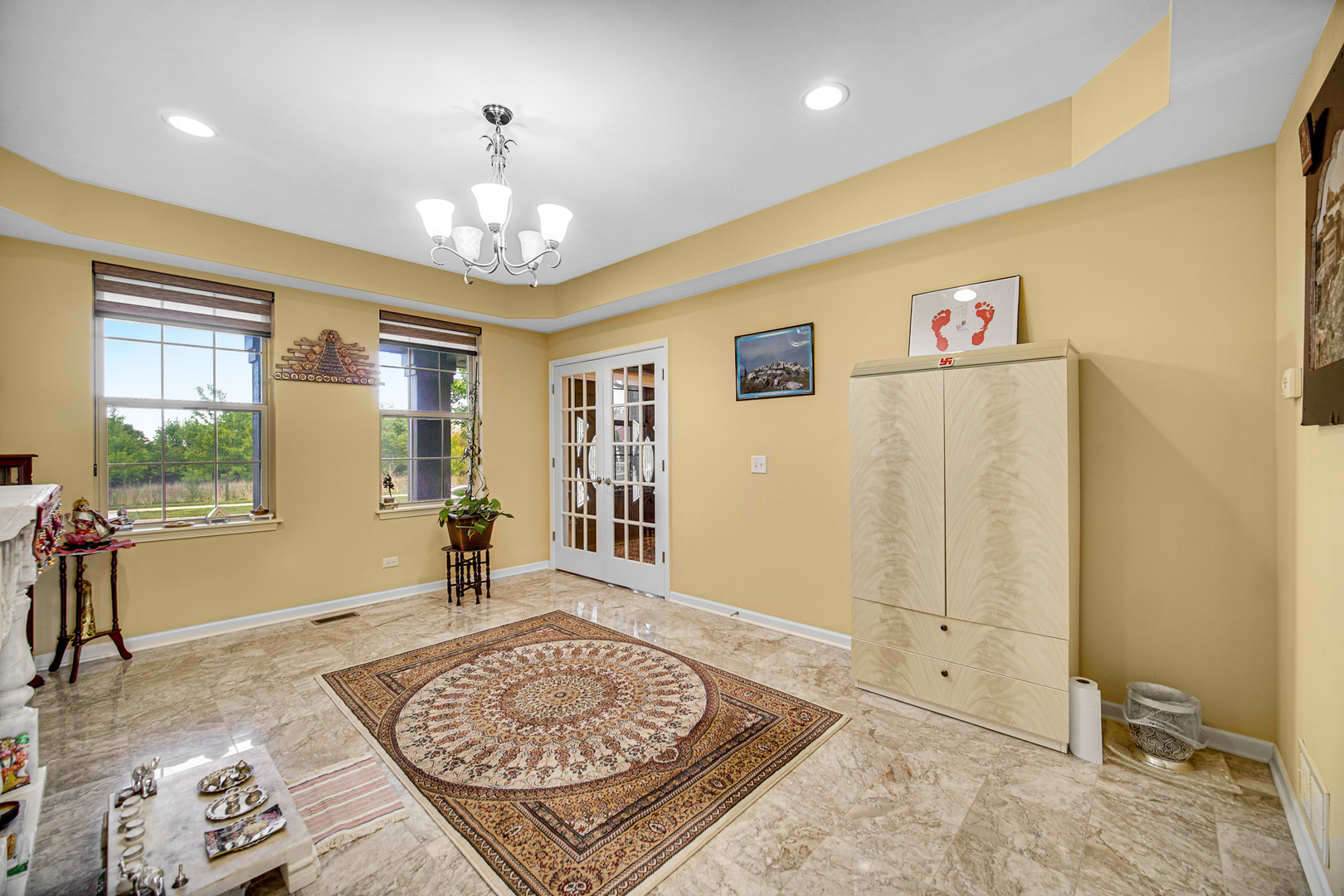 15 N Empress Drive, Hawthorn Woods, IL 60047