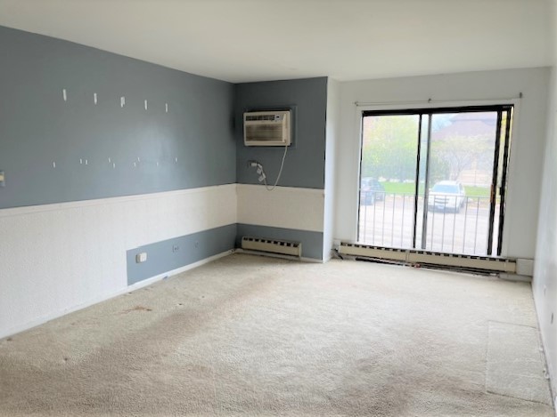 200 Dunteman Drive #202, Glendale Heights, IL 60139