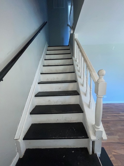 1301 Kingsbury Drive #B, Hanover Park, IL 60133