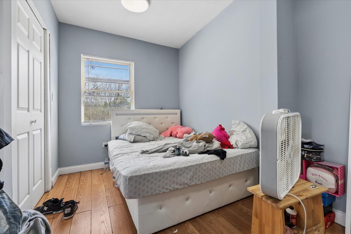 6029 S Loomis Boulevard, Chicago, IL 60636