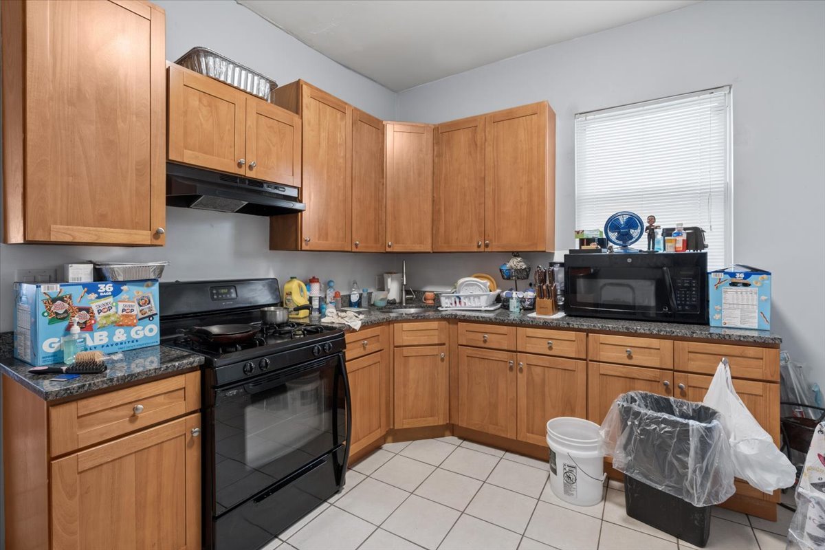 6029 S Loomis Boulevard, Chicago, IL 60636