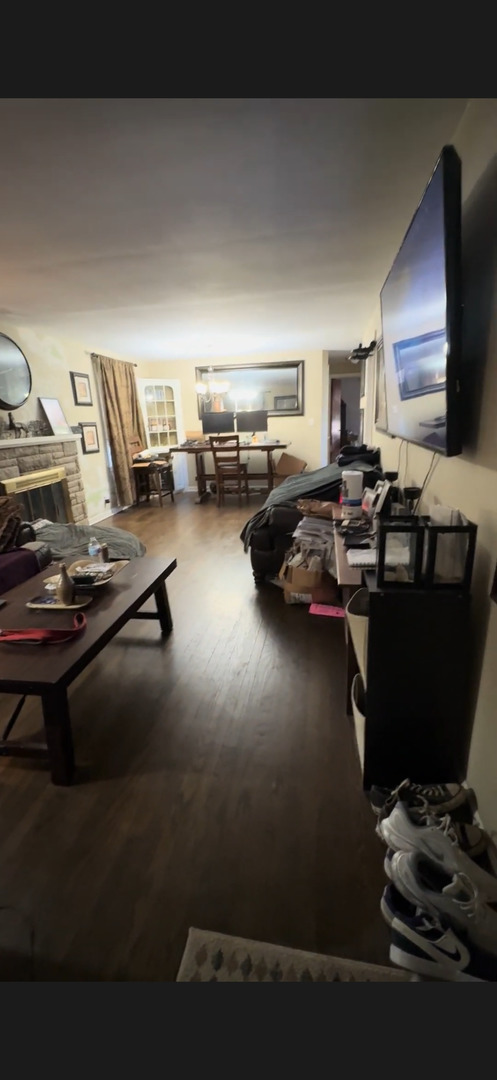 18430 Cowing Court, Homewood, IL 60430