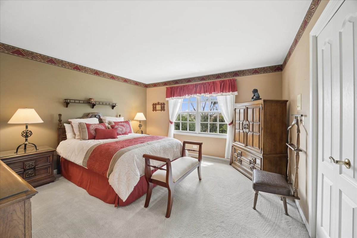 11331 W Monticello Place, Westchester, IL 60154