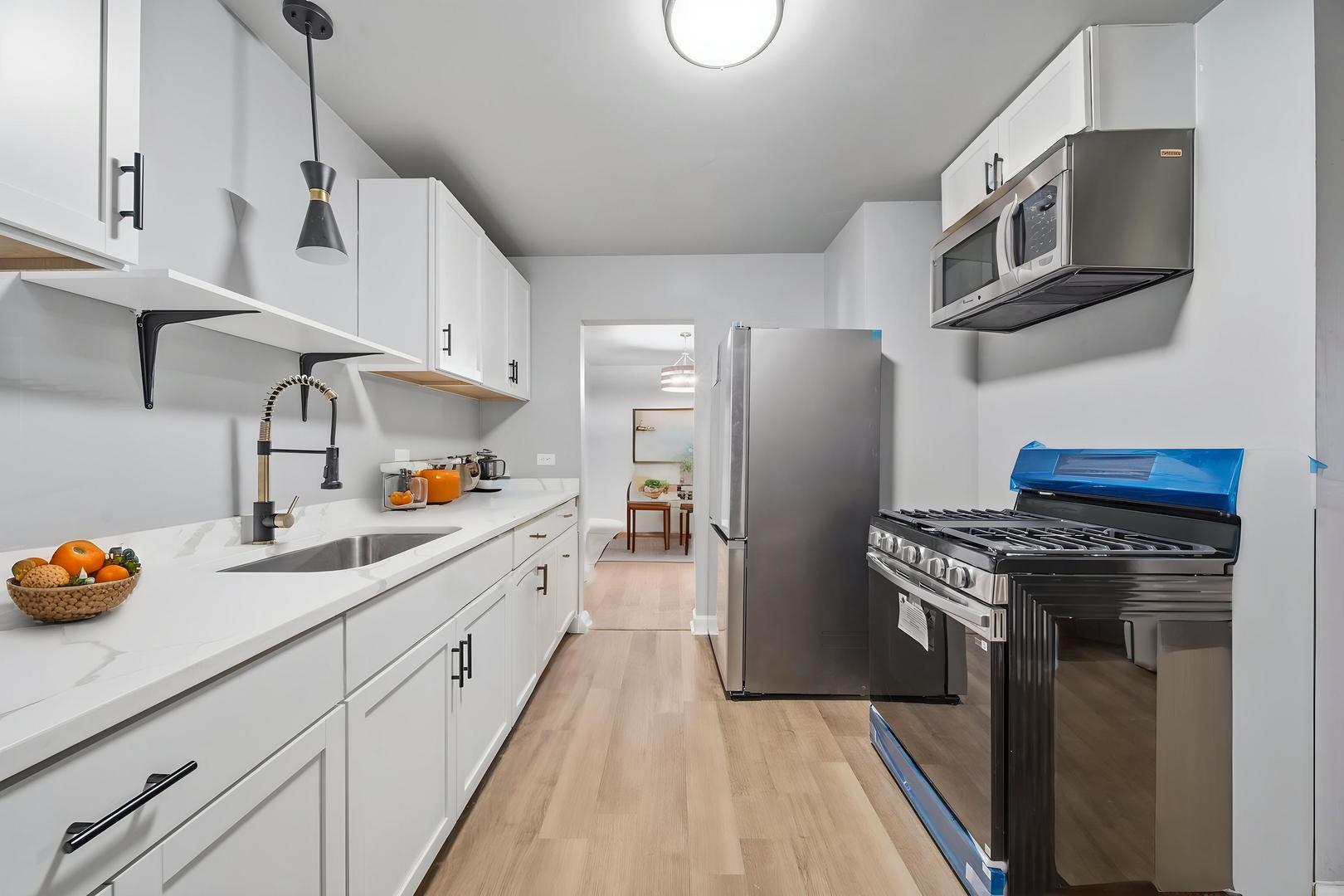 107 E 149th Street, Harvey, IL 60426