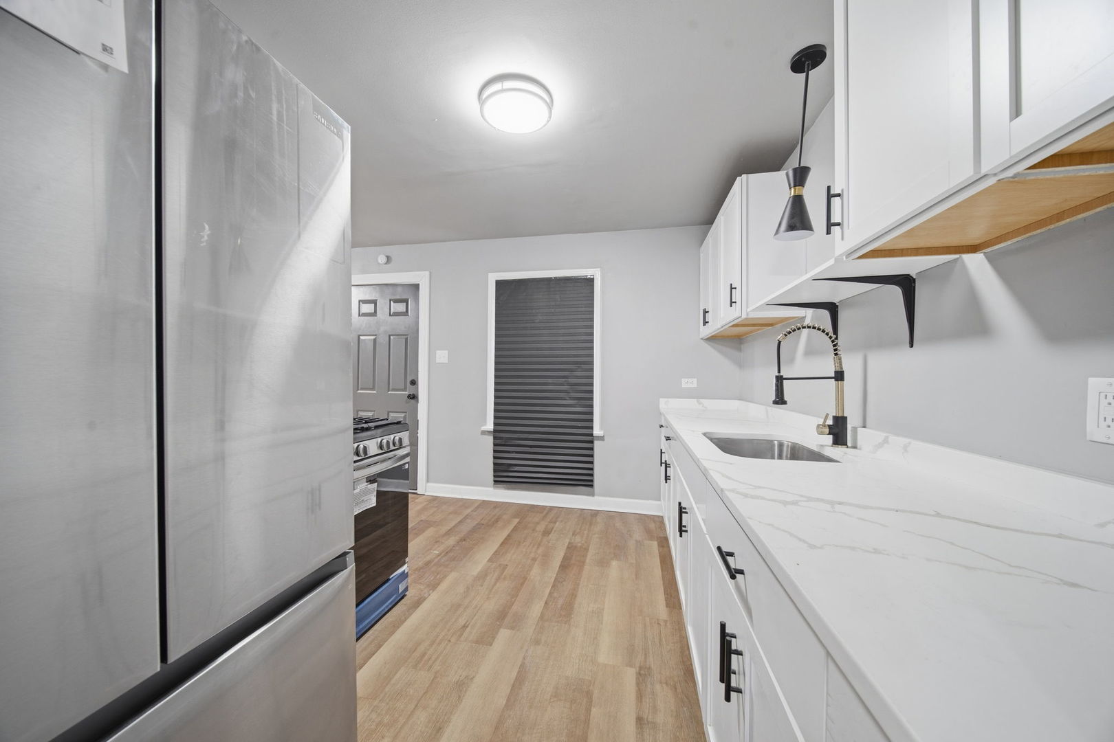 107 E 149th Street, Harvey, IL 60426