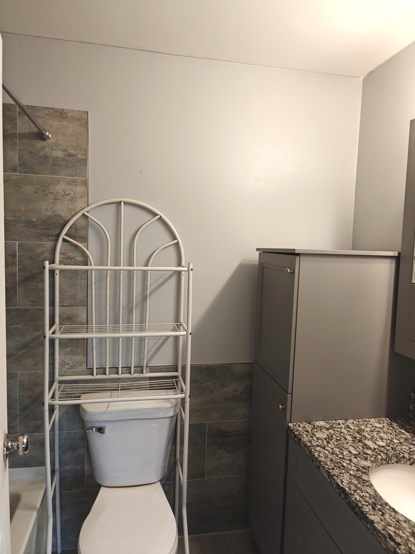 4721 Saint Joseph Creek Road #5F, Lisle, IL 60532