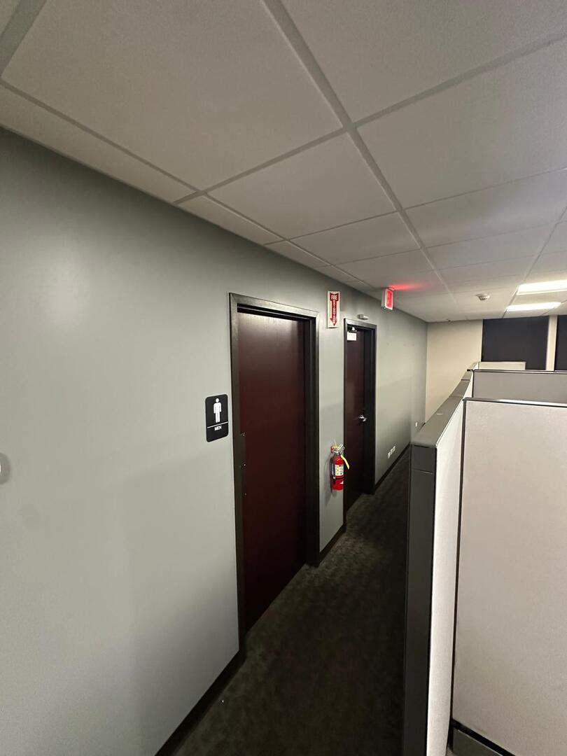 570 Oakwood Road, Lake Zurich, IL 60047