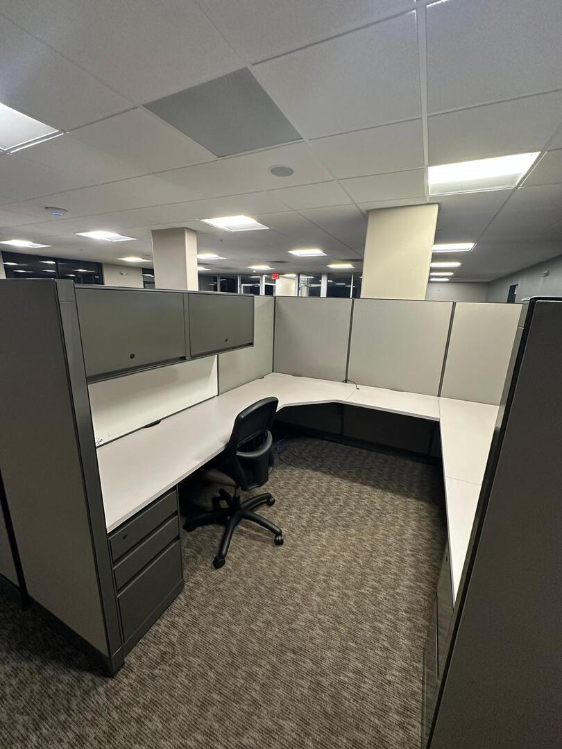 570 Oakwood Road, Lake Zurich, IL 60047