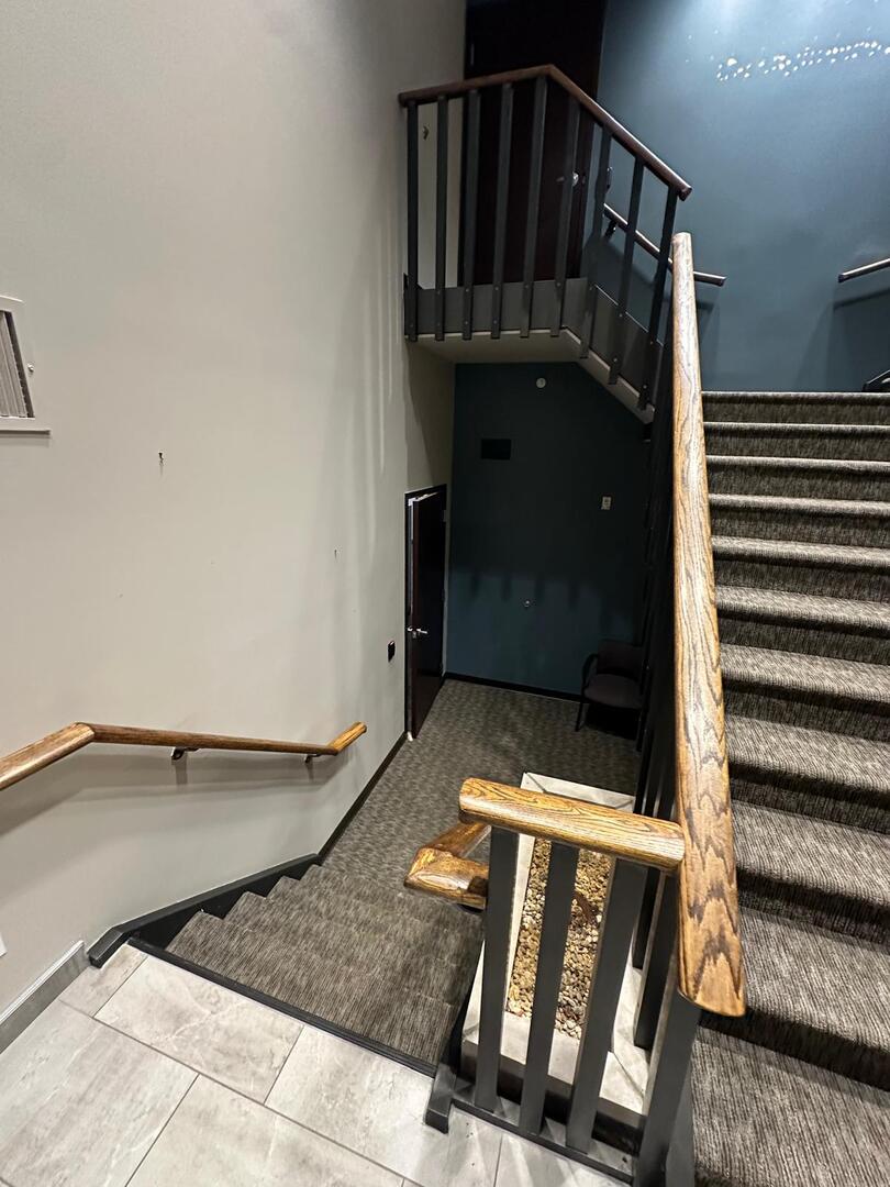 570 Oakwood Road, Lake Zurich, IL 60047