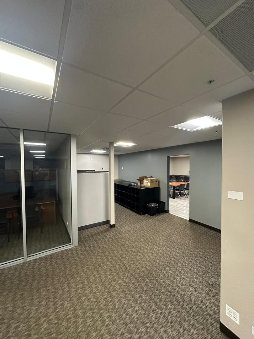 570 Oakwood Road, Lake Zurich, IL 60047