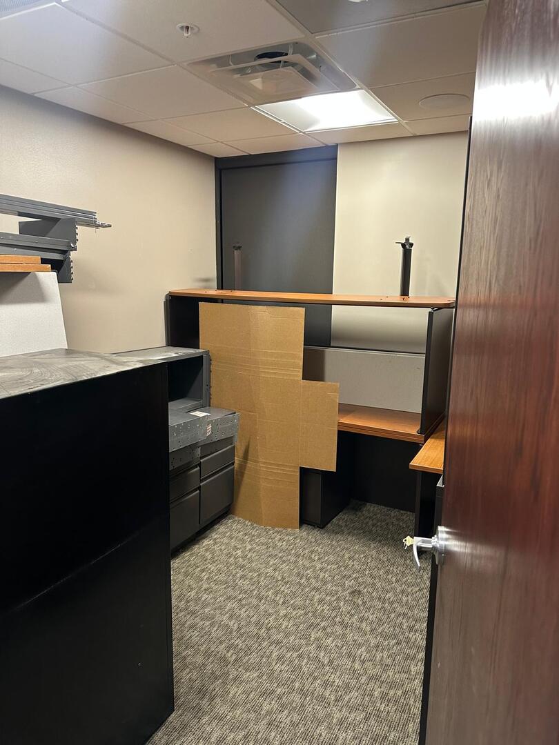 570 Oakwood Road, Lake Zurich, IL 60047