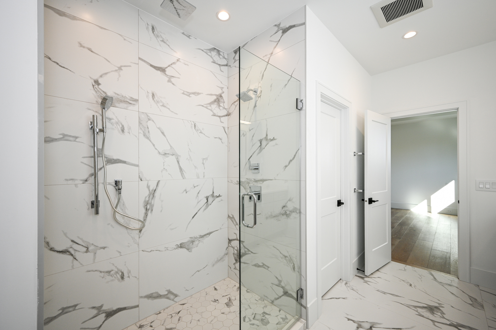 62 Miller Road, Lake Zurich, IL 60047