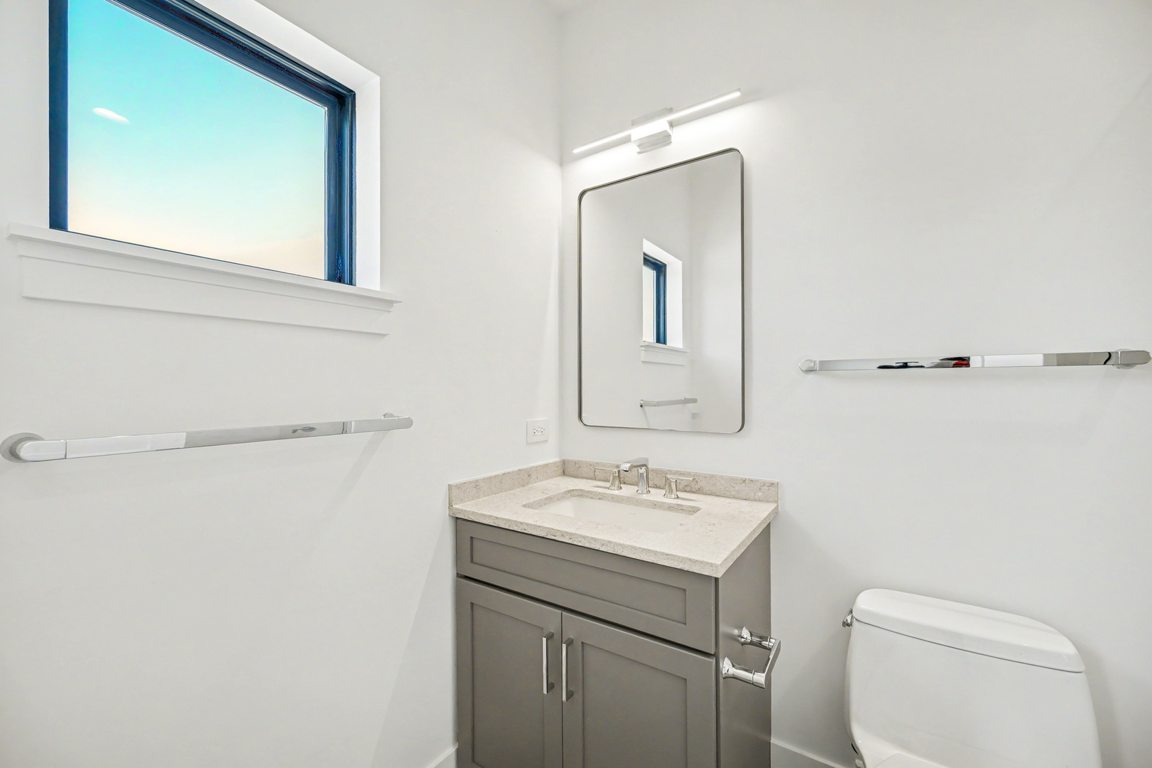 62 Miller Road, Lake Zurich, IL 60047