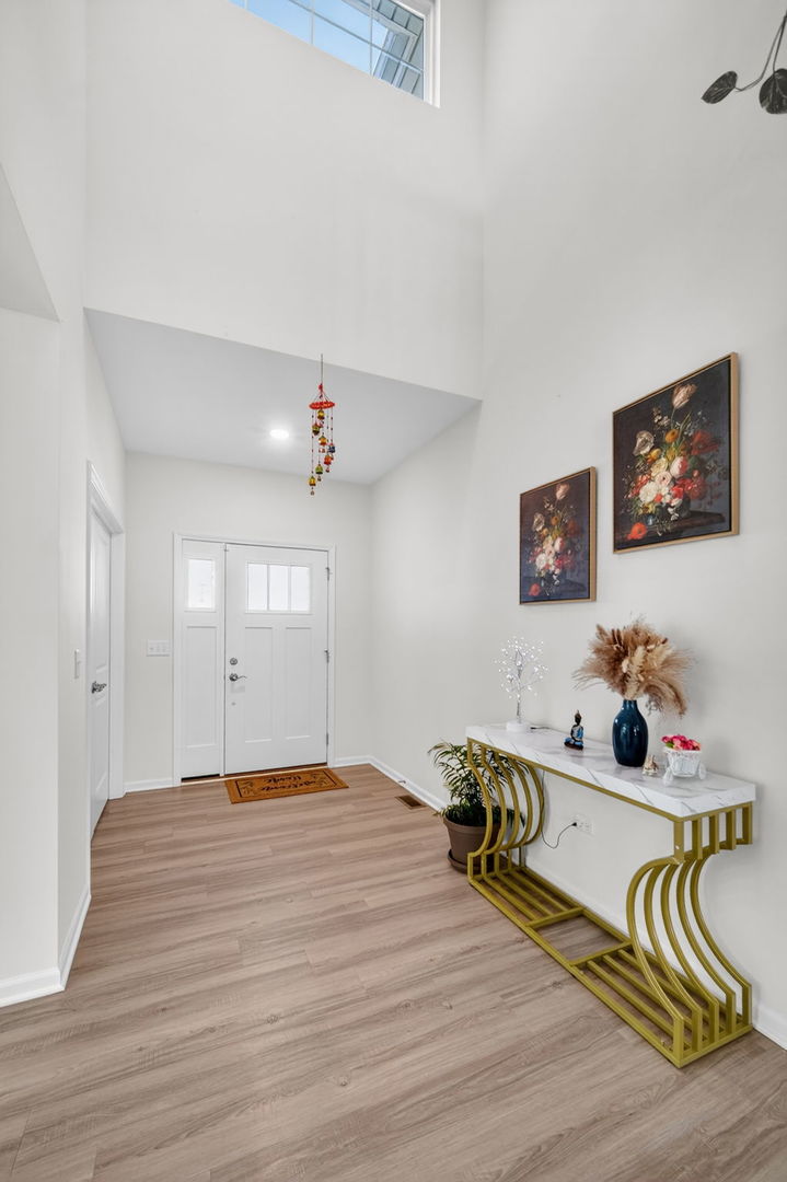 3803 Ivy Lane, Elgin, IL 60124