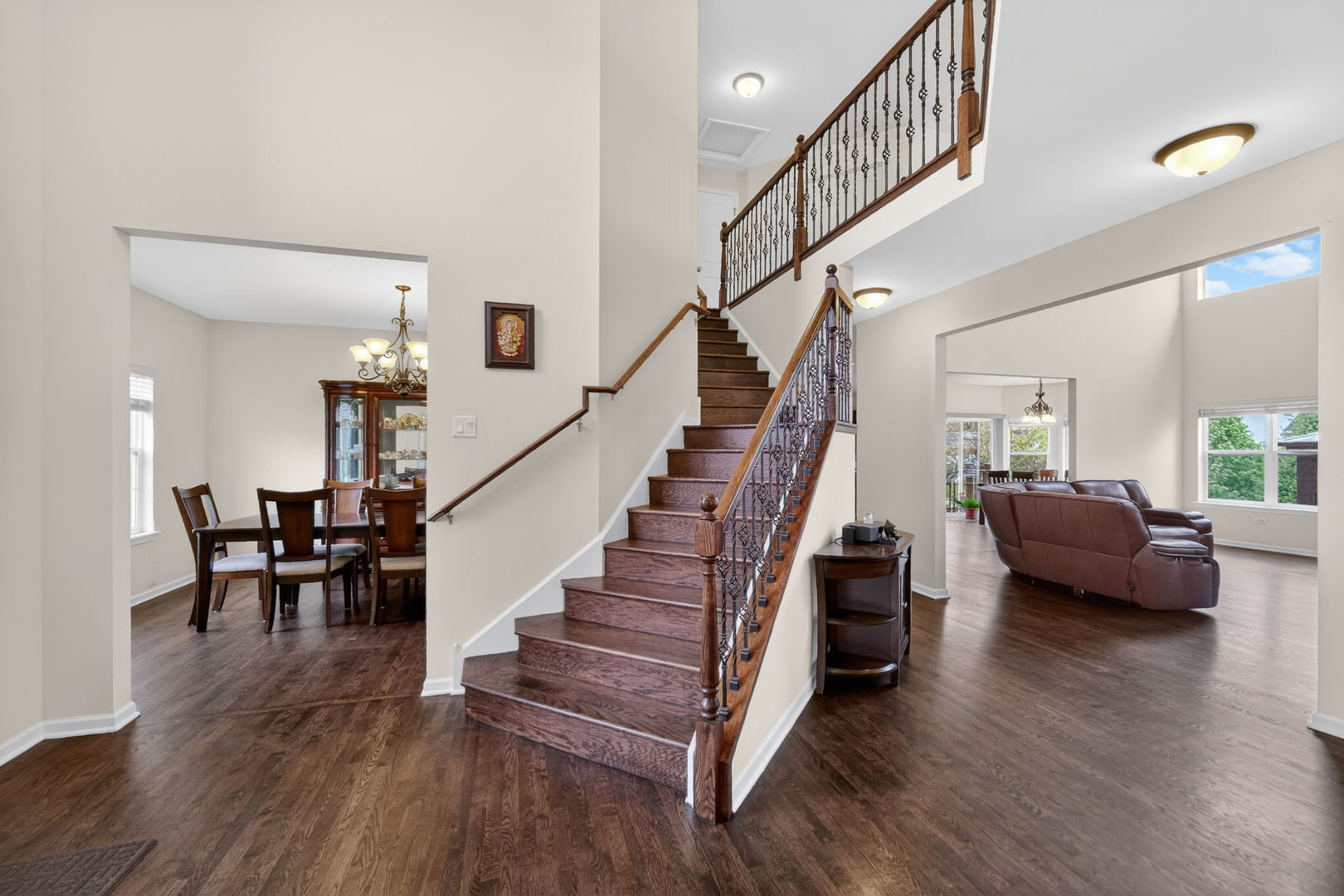 4231 Honey Locust Drive, Naperville, IL 60564