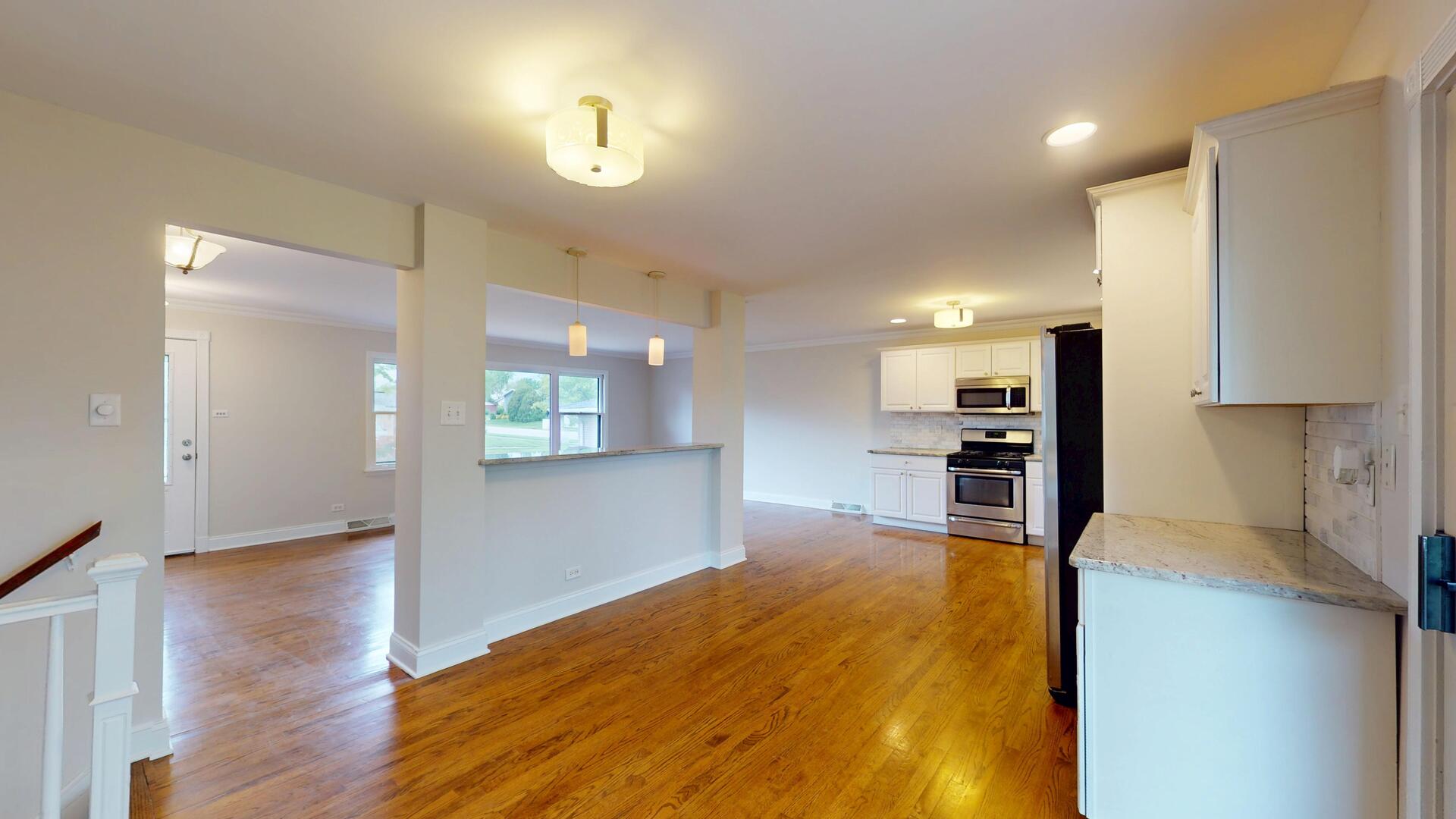 15505 OROGRANDE Drive, Oak Forest, IL 60452