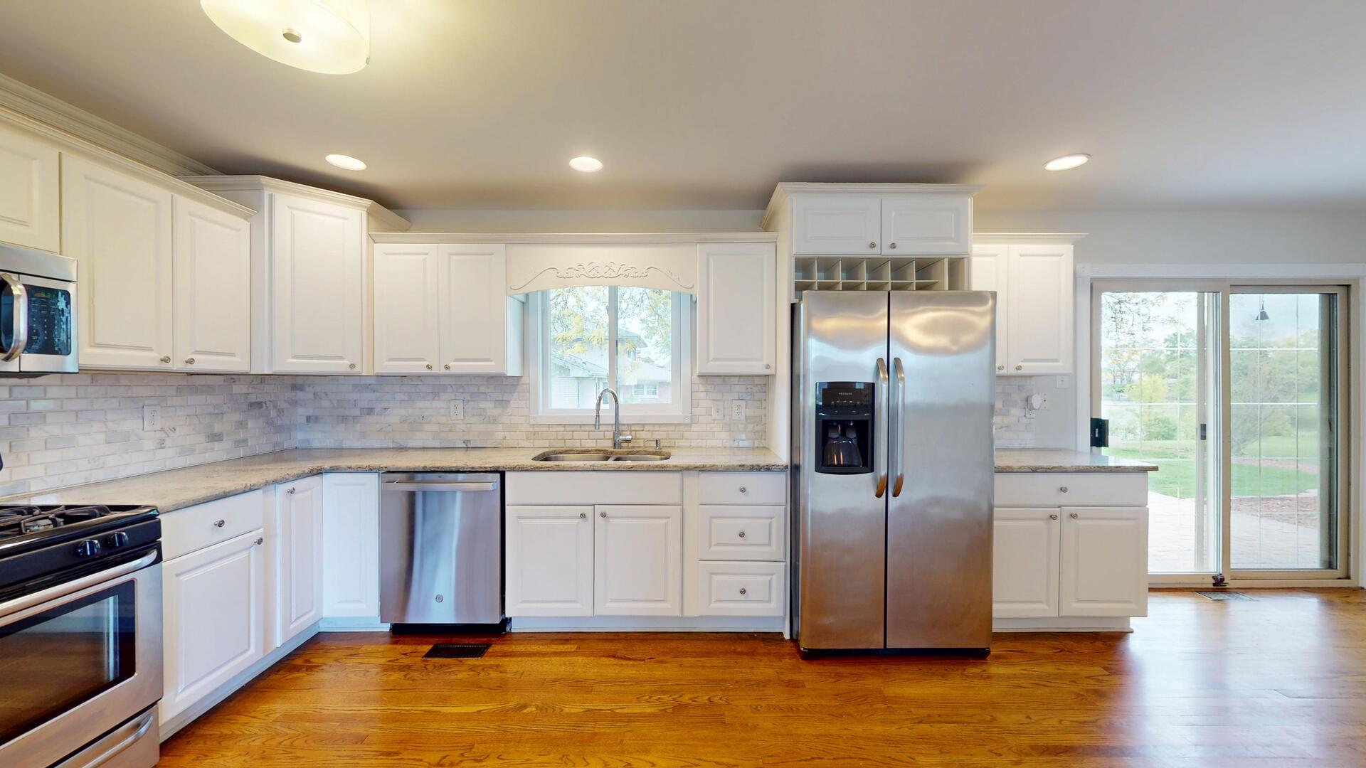 15505 OROGRANDE Drive, Oak Forest, IL 60452