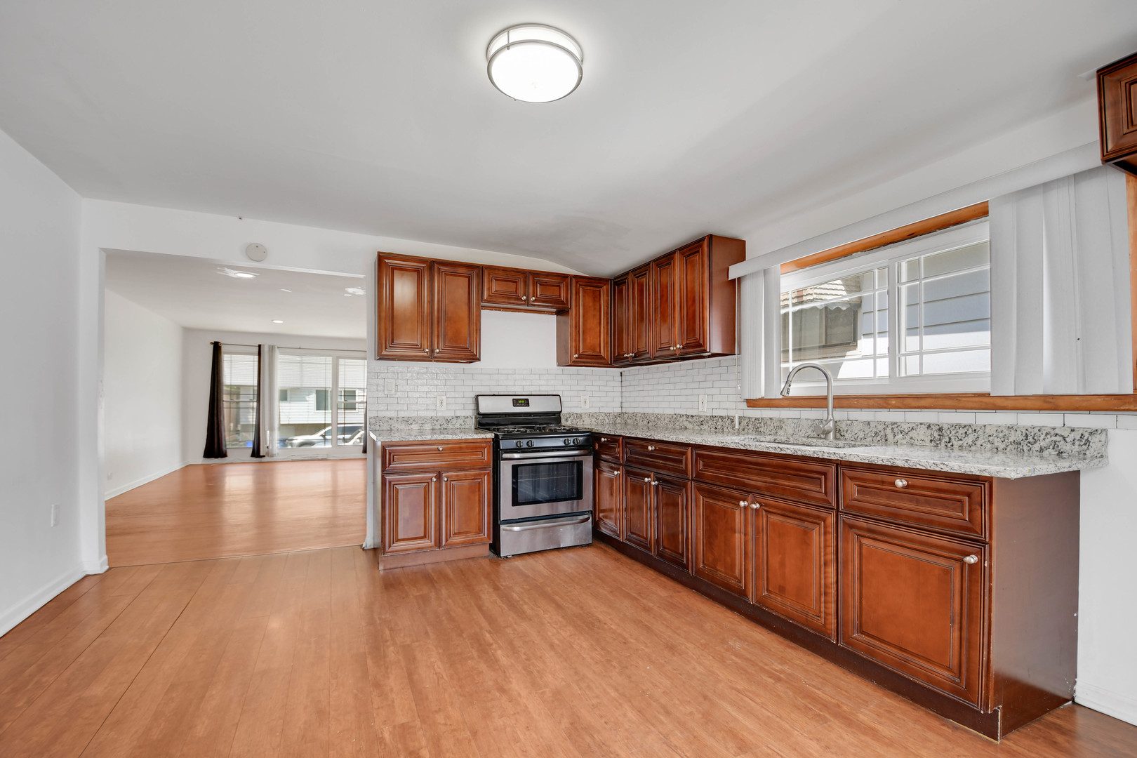13059 Honore Street, Blue Island, IL 60406
