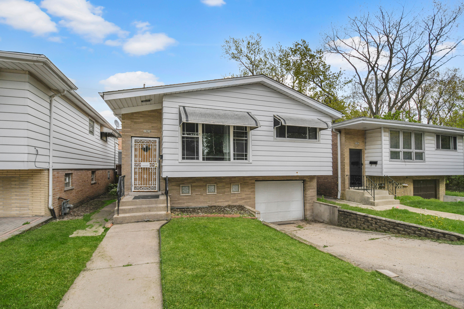 13059 Honore Street, Blue Island, IL 60406