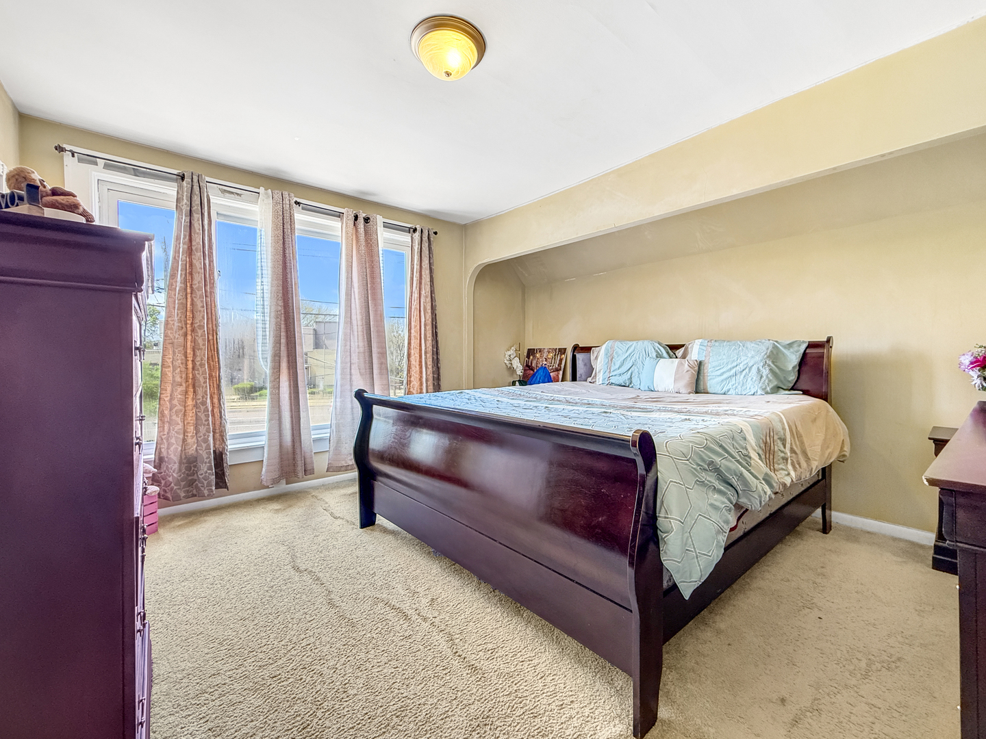 311 Ryerson Avenue, Elgin, IL 60123