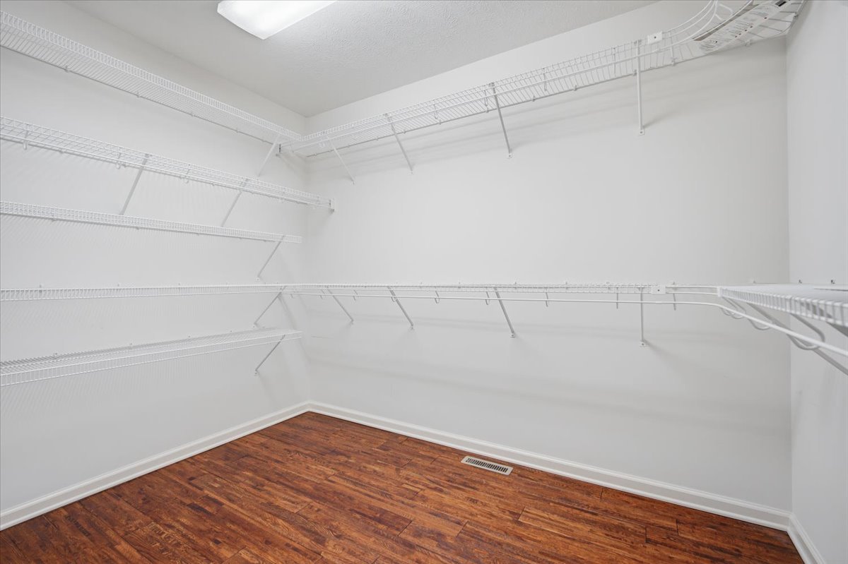 1610 Myra Lane, Bloomington, IL 61704