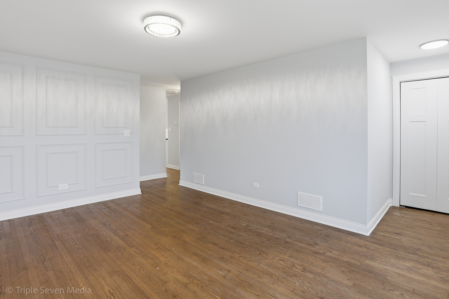 5115 S Melvina Avenue, Chicago, IL 60638