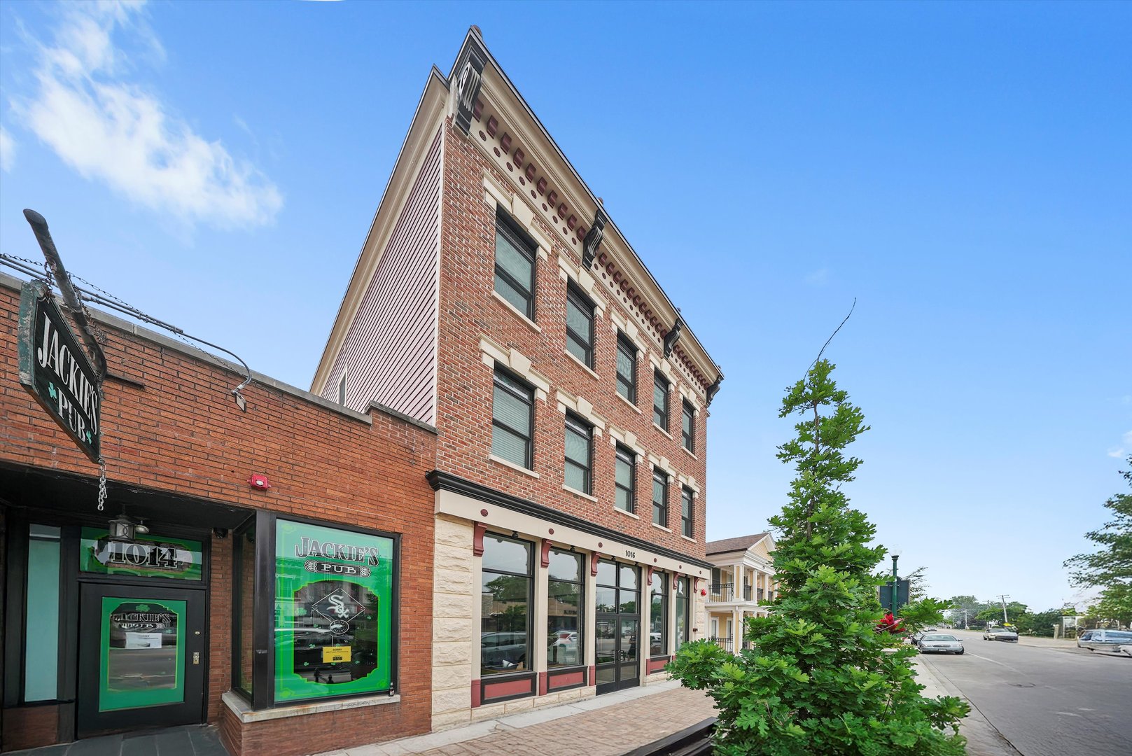 1016 State Street, Lockport, IL 60441