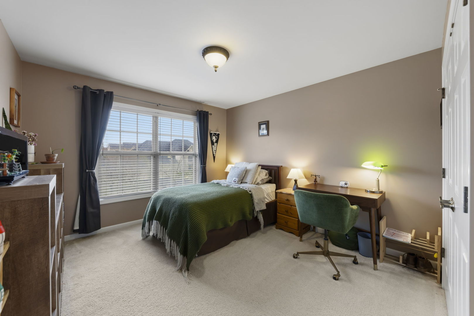 0N622 Sounders Drive, Geneva, IL 60134