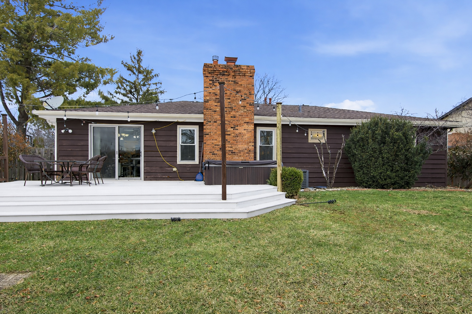 4833 Eastwood Court, Waukegan, IL 60087