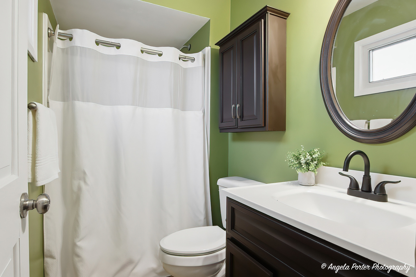 4833 Eastwood Court, Waukegan, IL 60087