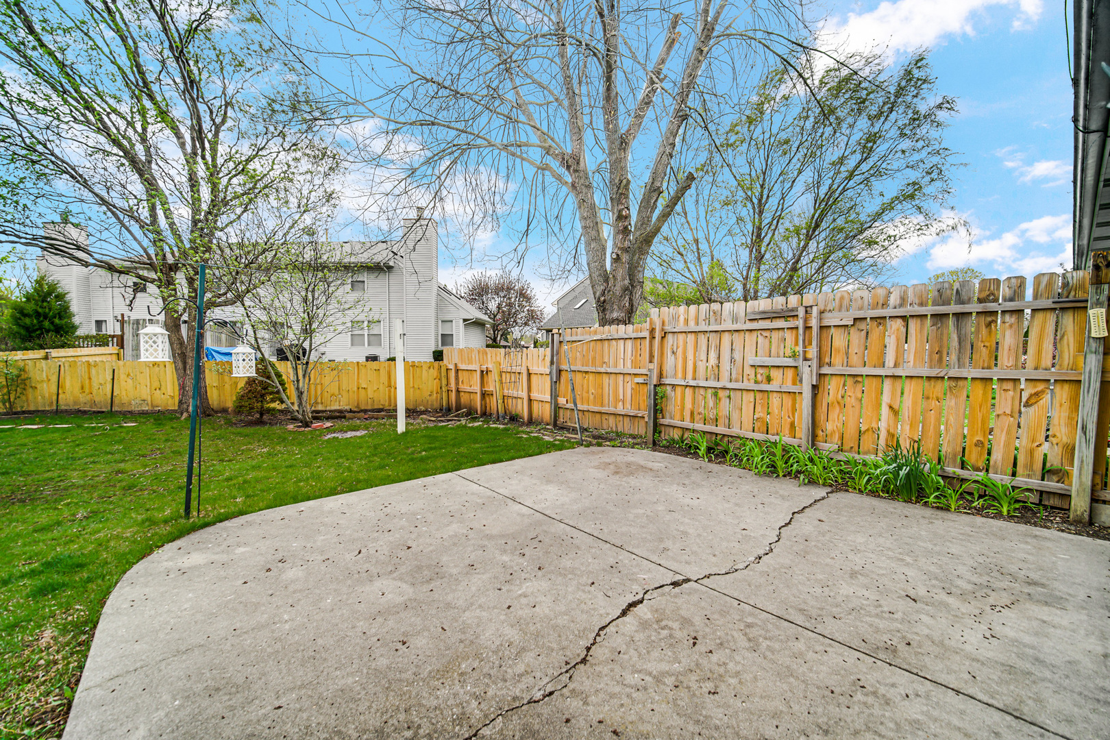 533 Lyon Drive, Buffalo Grove, IL 60089