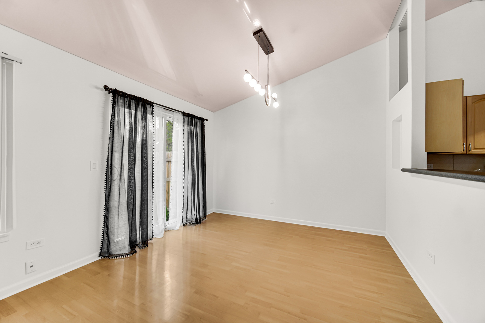 533 Lyon Drive, Buffalo Grove, IL 60089