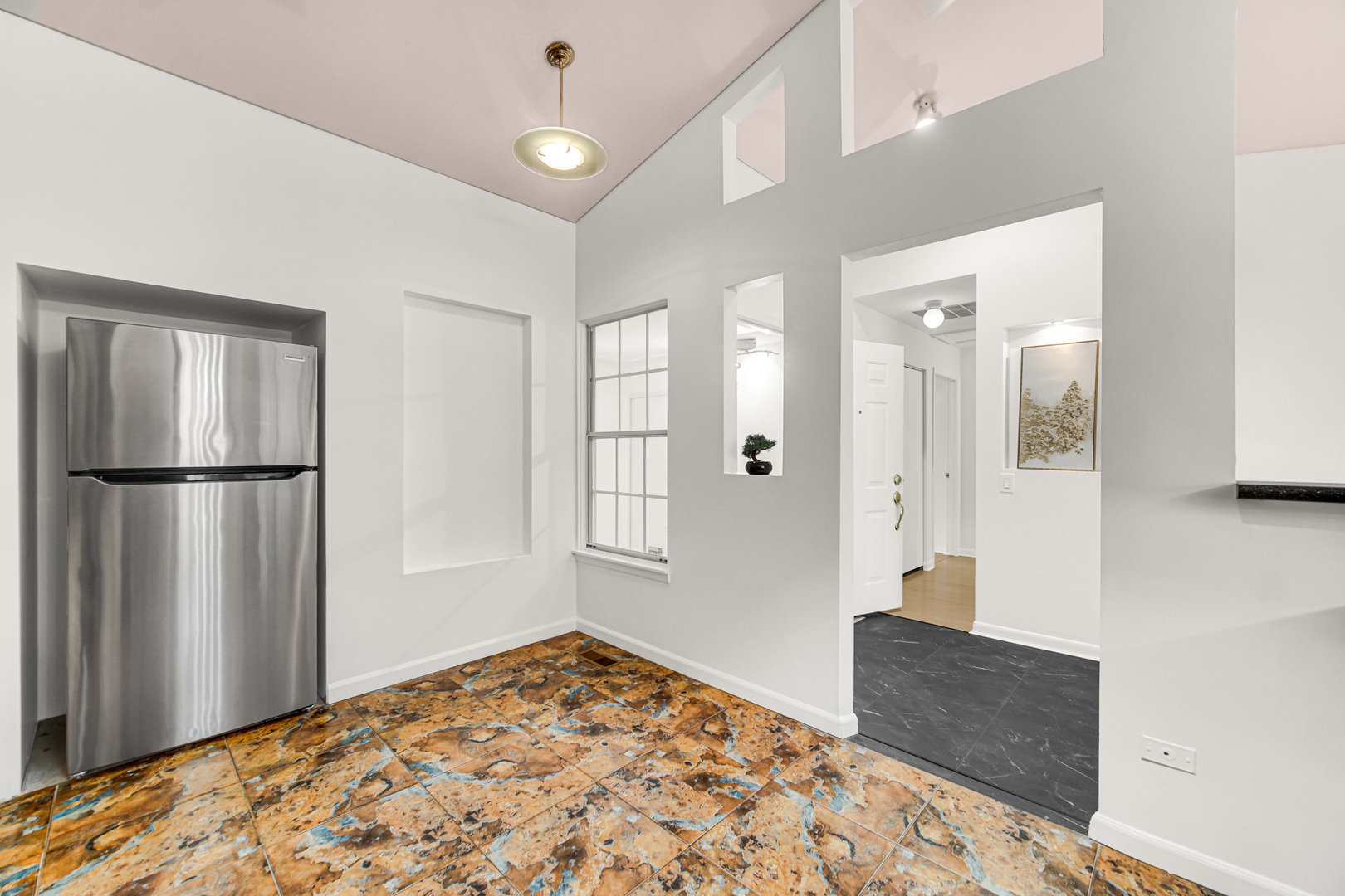 533 Lyon Drive, Buffalo Grove, IL 60089